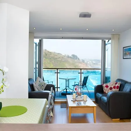 Millendreath At Westcliff - Self Catering Flat With Amazing Sea Views Villa Looe Exterior photo