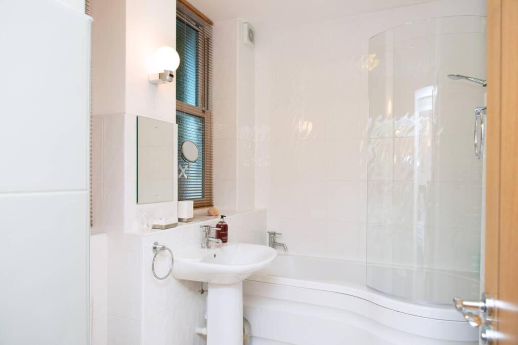 Millendreath At Westcliff - Self Catering Flat With Amazing Sea Views Looe